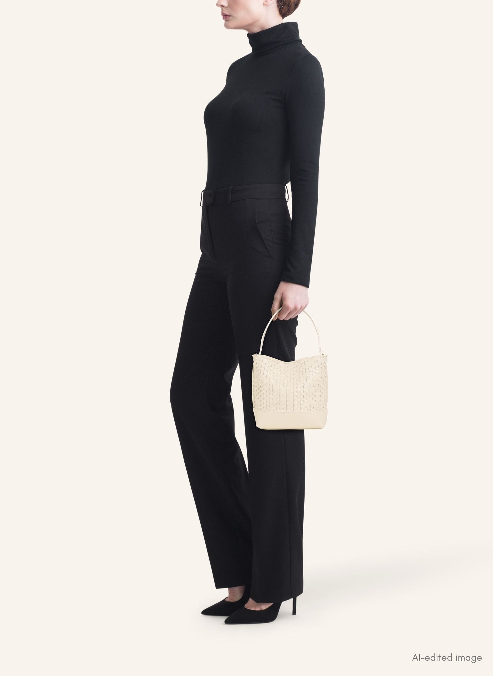 '51' Bucket Bag Small Burro