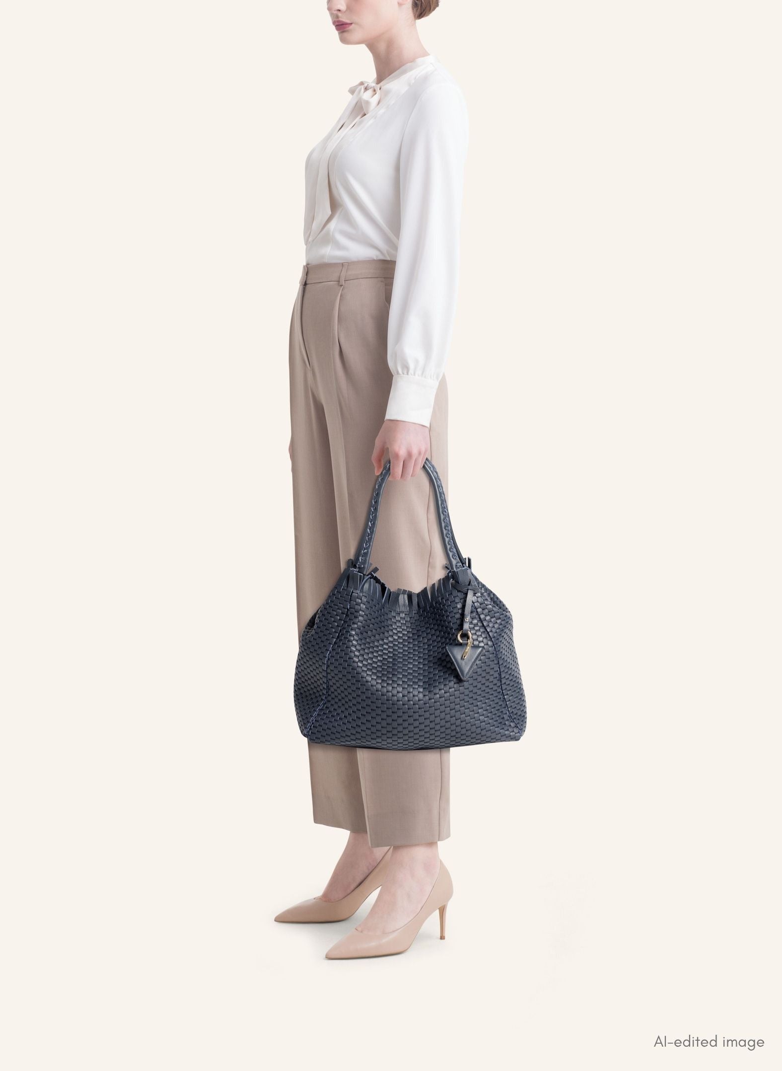 Parise 09 Regular bag styled with an outfit, demonstrating its versatility