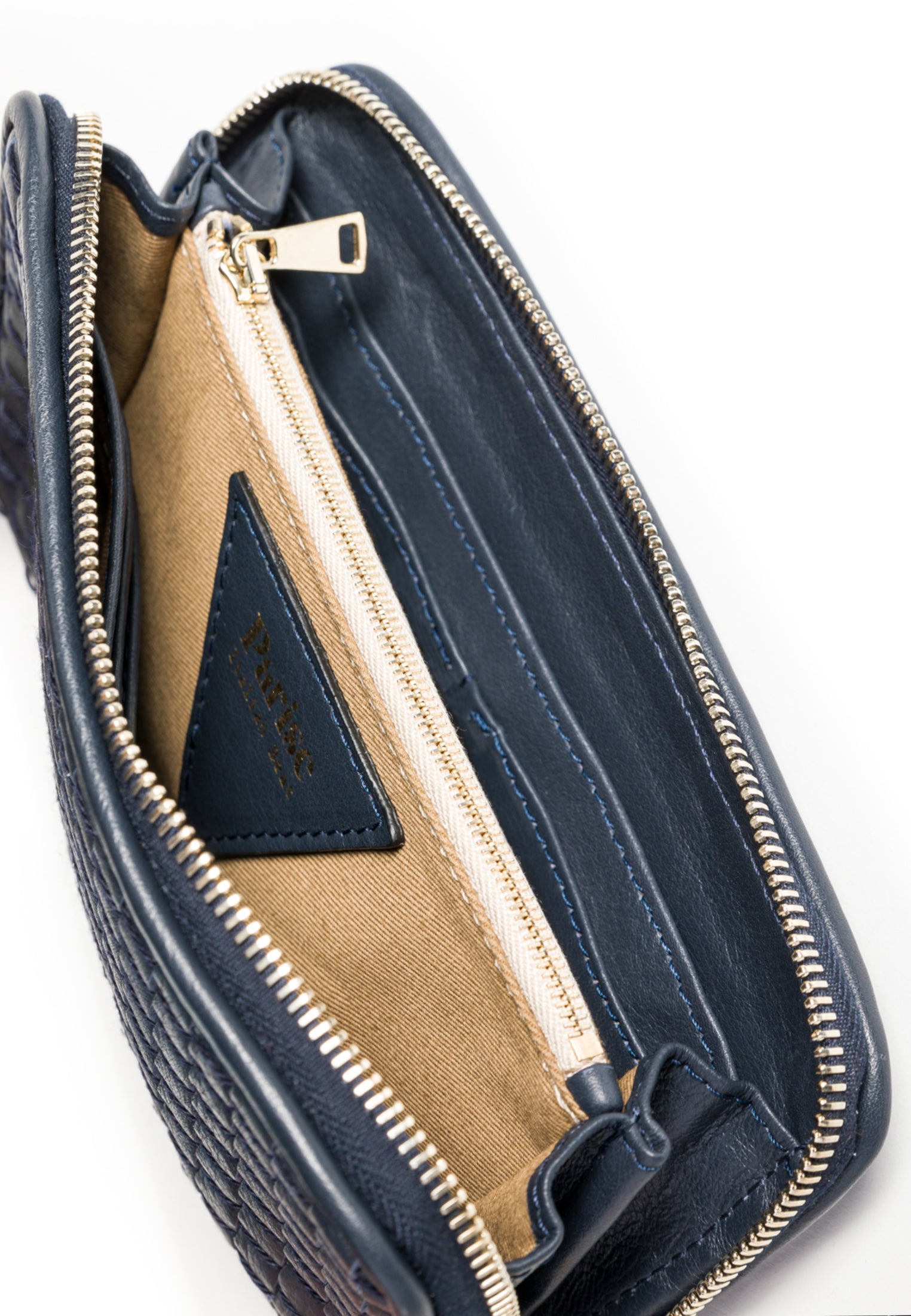 Interior of Wallet 15 with card slots and cash compartment