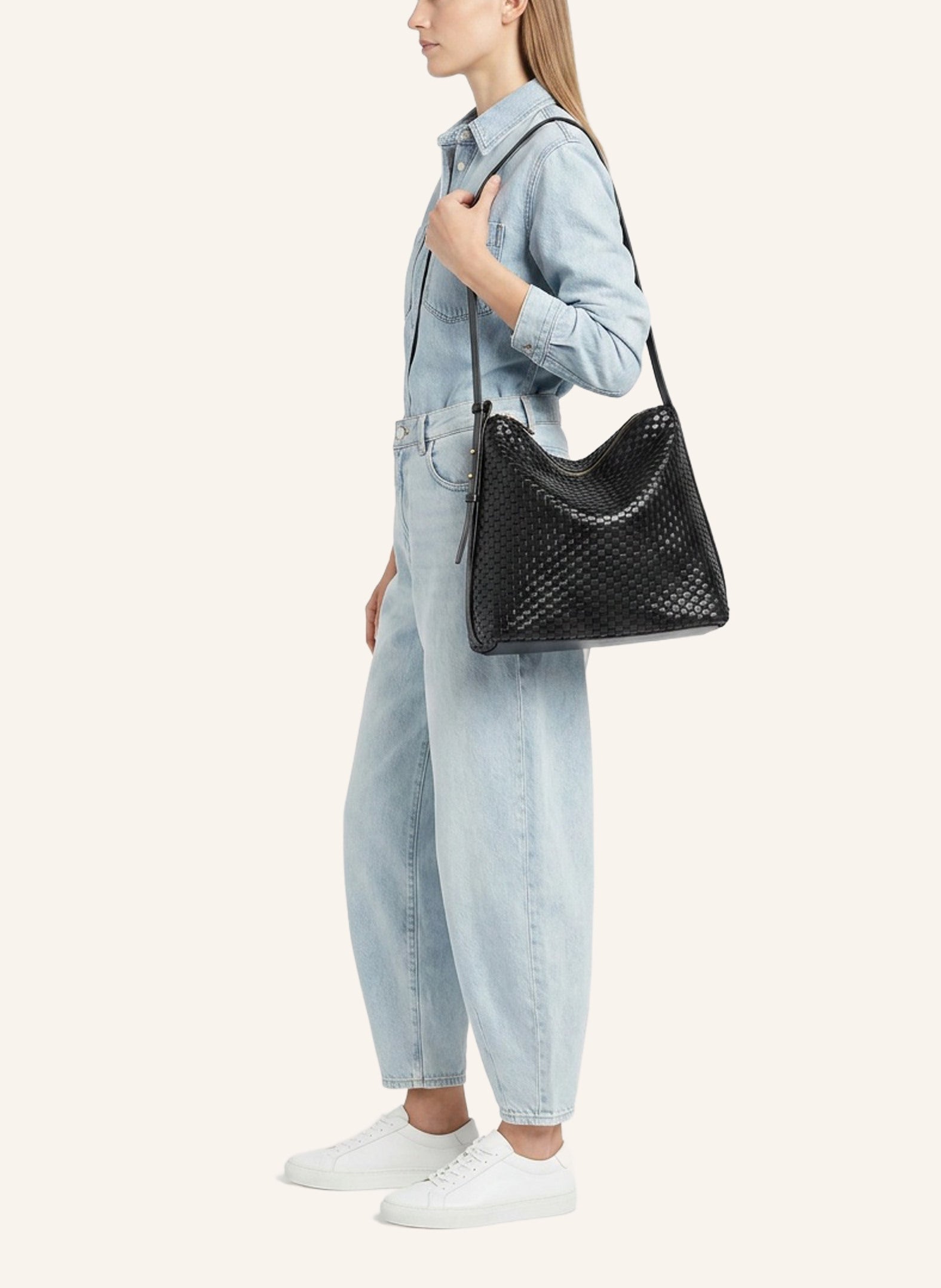 '1725' Hobo Bag Black