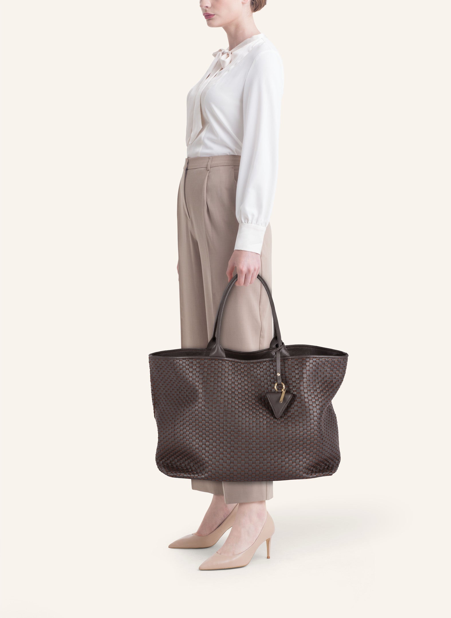Large "60" Dunkelbraun Tote Bag