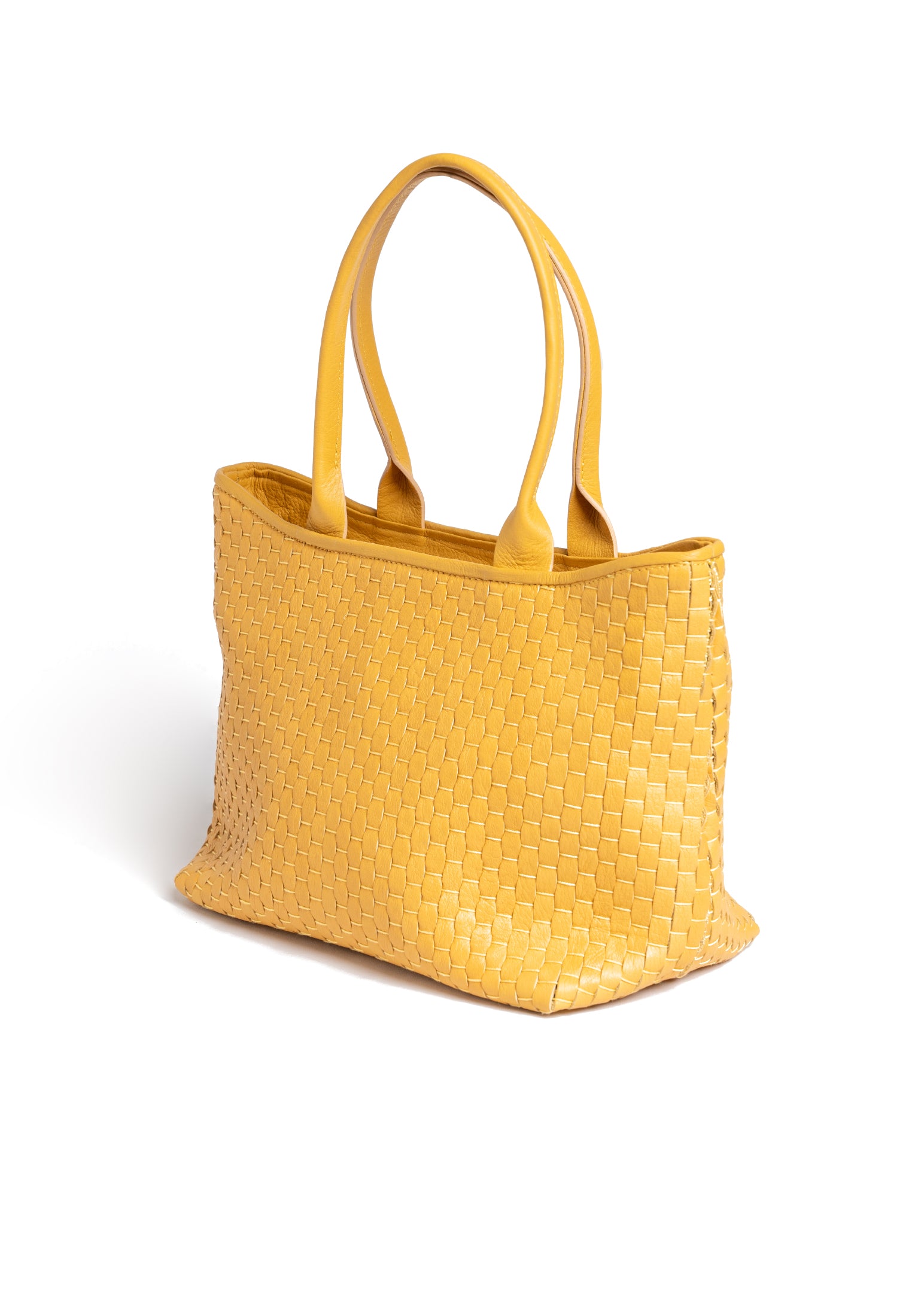 Side view of Parise 176 bag, elegant silhouette and comfortable handle